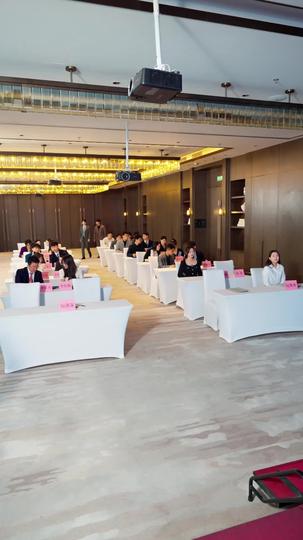 离婚后,傲娇爹地求复合 第9集