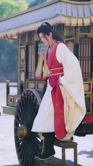 Bandit in Charge: From Wanted to Decorated Episode 3