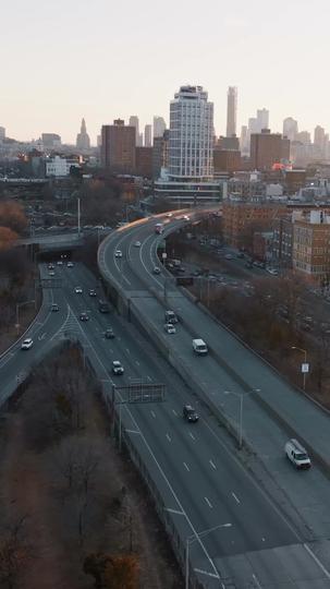 Me Fere, Me Ama 2Episódio