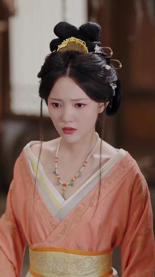 She Returns Crowned in Flames Episode 10