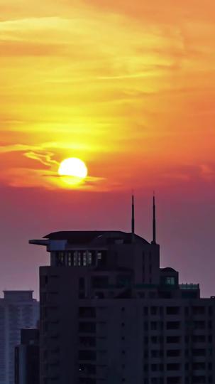 Second Chance, Double Trouble Episode 5