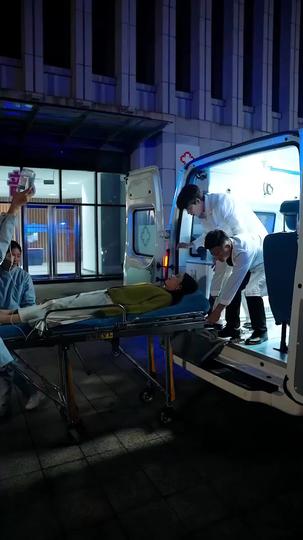 溺於舊夢，醒於第三十三次心碎 第1集